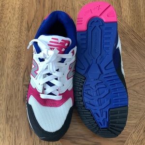 New Balance Womens (W530PSA) 90's Running (White / Black / Pink) Size 6